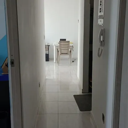 Homestay Cuarto En De La Candelaria-cerca A La Terminal De Transportes