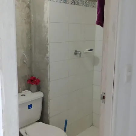Habitación en casa particular Cuarto En De La Candelaria-cerca A La Terminal De Transportes